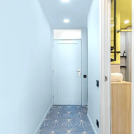 Newly Renovated 2 Min From Playa La Arena *