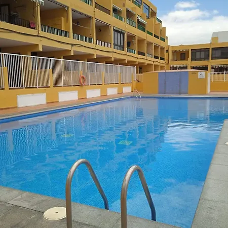 Newly Renovated 2 Min From Playa La Arena Appartement