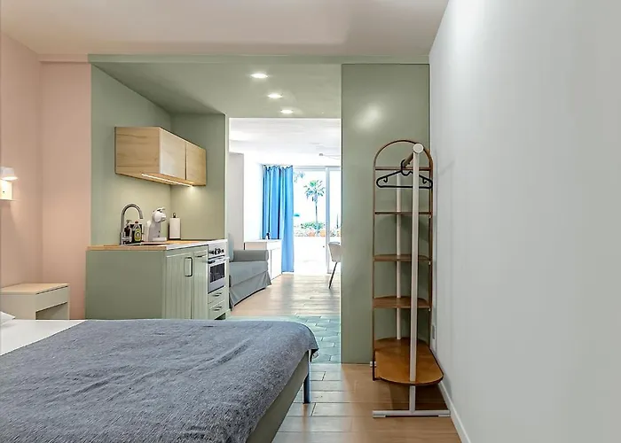 Newly Renovated 2 Min From Playa La Arena Apartament