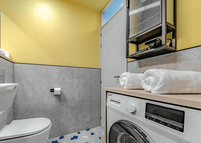 Newly Renovated 2 Min From Playa La Arena Apartament